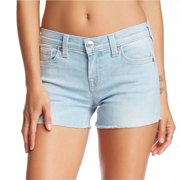 True Religion Frayed Hem Cora Crop Straight Mid Rise Cut Off Jean Shorts US 28 - Picture 1 of 8